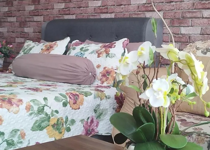 Sofiasuite16, Plaza Azalea, Shah Alam