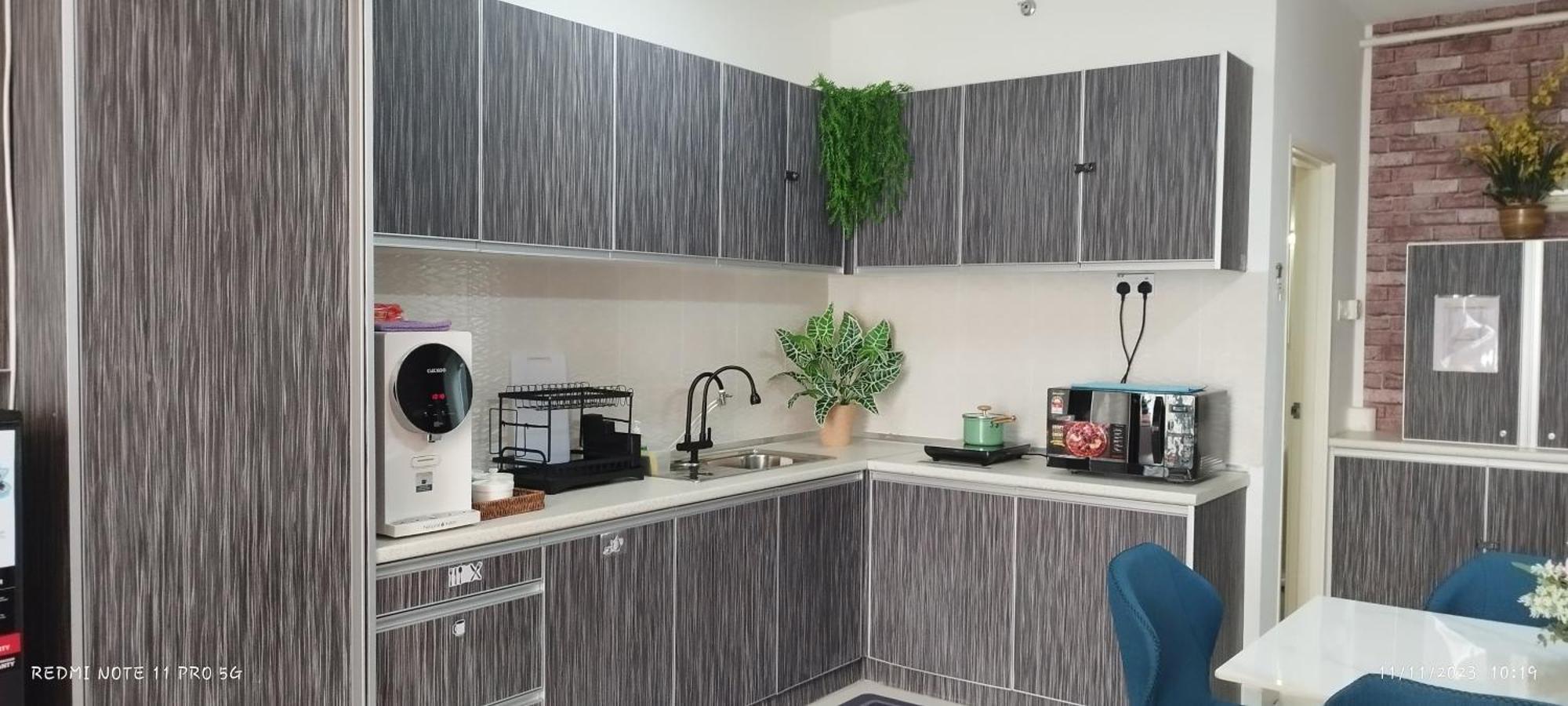 Sofiasuite16, Plaza Azalea, Apartment Shah Alam